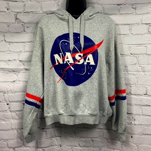 H&M | NASA Hoodie - Picture 1 of 5